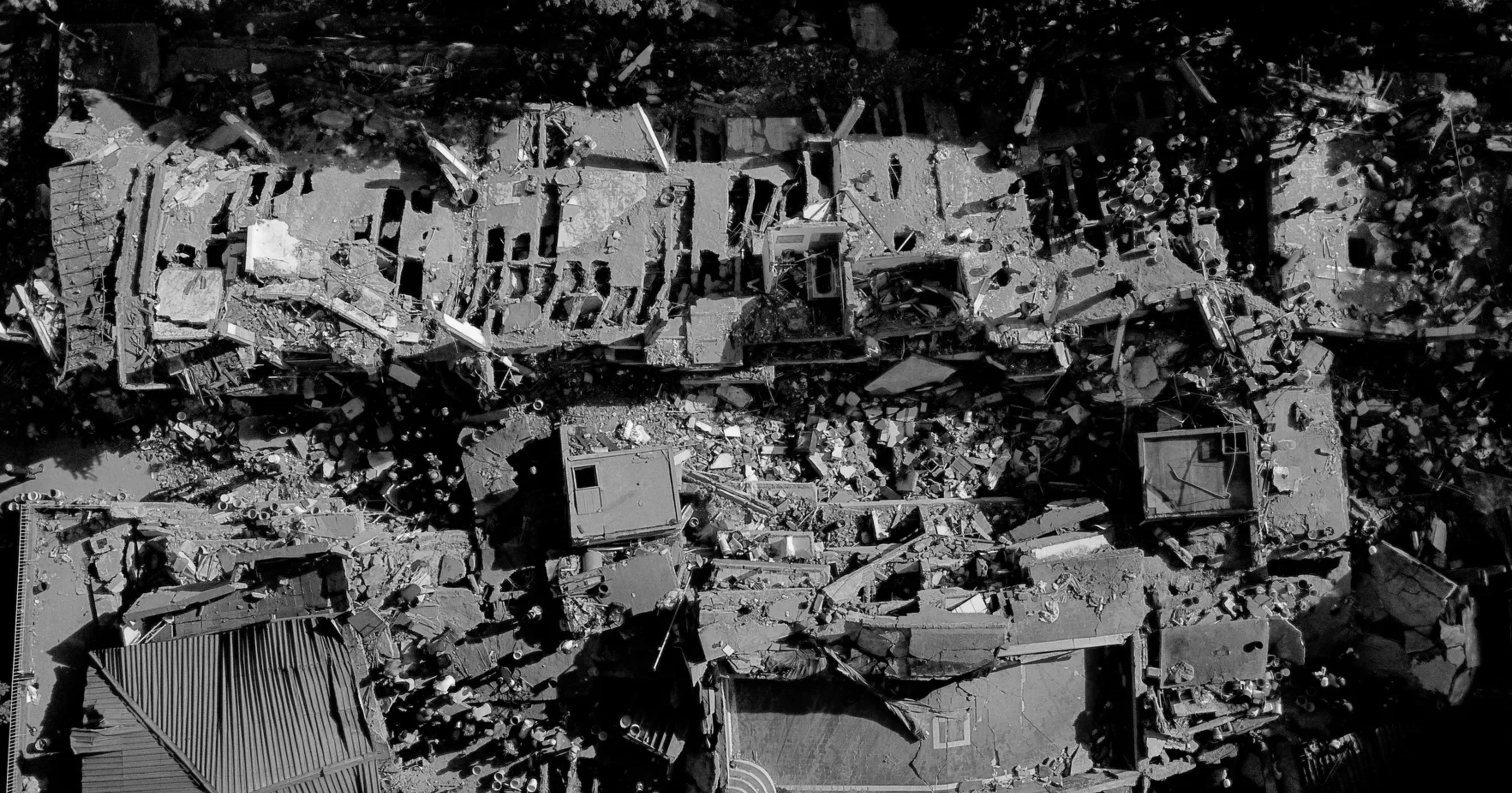 Kolombiya'daki 7.4'lük depremde can kaybı 289'a çıktı